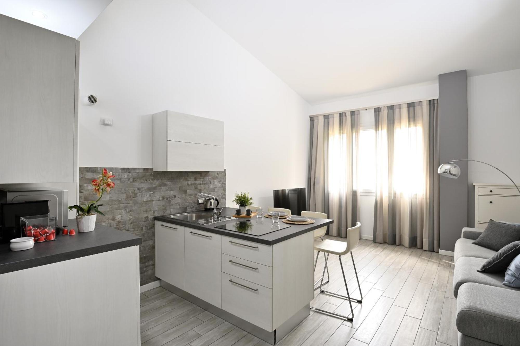 Boutique Apartment “Diviso Due” Florence Luaran gambar